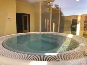 Bazén v ubytování Exclusive Villa Resort nebo v jeho okolí