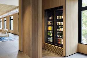 酒店内部图书馆