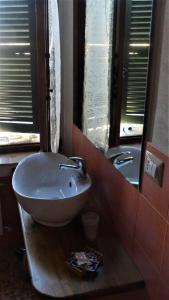 Kylpyhuone majoituspaikassa Il Vicoletto di BIBI - B&B
