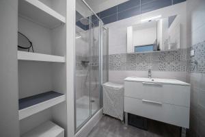 Kúpeľňa v ubytovaní Le George V - Appartement centre ville et parking