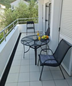 Balkón nebo terasa v ubytování Apartman Marko