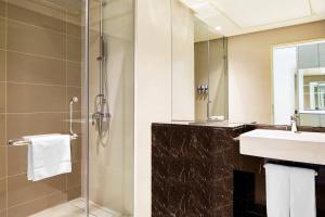 Ένα μπάνιο στο Four Points by Sheraton Puchong
