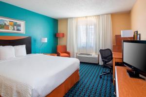 TV a/nebo společenská místnost v ubytování Fairfield Inn & Suites Temple Belton