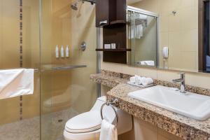 Baðherbergi á Marriott Executive Apartments Panama City, Finisterre