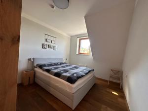 Postel nebo postele na pokoji v ubytování Apartmán Bratrouchov - Krkonoše