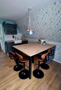 Kuchyň nebo kuchyňský kout v ubytování Haus Erdmann
