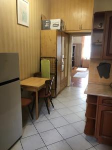 Cozy flat at Stadionok M station 1148 Budapest, Kerepesi út kép - 2