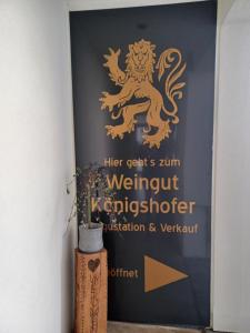 Majutusasutuses Weingut Königshofer olev sertifikaat, autasu, silt või muu dokument