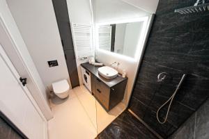 Łazienka w obiekcie Exclusive Marina Apartment