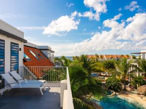 Bazén v ubytování Resort Bonaire nebo v jeho okolí
