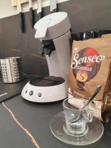 Fotografie z fotogalerie ubytování T2 cœur de ville moderne CLIM WIFI Terrasse - ROSSIconciergerie - Linge en option v destinaci La Grande-Motte