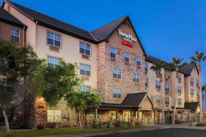 una rappresentazione delle suite dell'Hampton Inn di anaheim di TownePlace Suites by Marriott Yuma a Yuma