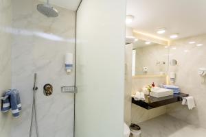 Bagno di Calypso Palace