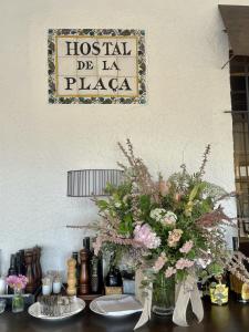 Fotografie z fotogalerie ubytování Hostal de la Plaça - Hotel Boutique v destinaci Cabrils