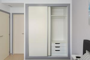 Gallery image of Luxurious Newly Renovated 2 Bedroom Condo by the Beach in Benidorm