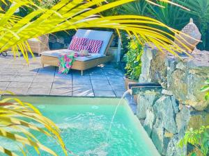 Bazén v ubytovaní Casa Plumeria, a Private paradise with Pool. alebo v jeho blízkosti