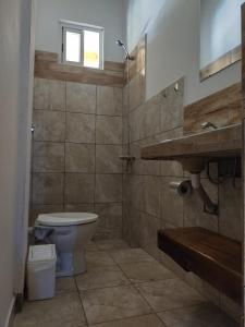 Et badeværelse på Hospedaje Recuerdos