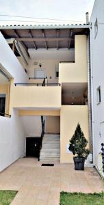 Balkón nebo terasa v ubytování Holiday & Business Furnished Apartments