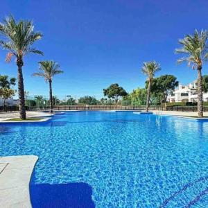 Bazén v ubytování Casa Dorada Townhouse La Torre Golf nebo v jeho okolí