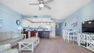 Фотография из галереи Laketown Wharf #1319 by Nautical Properties в Панама-Сити-Бич