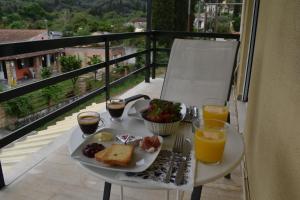 Φαγητό σε αυτό το διαμέρισμα ή κάπου εκεί κοντά +30 φωτογραφίες