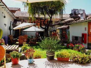 Viajero Cusco Hostel外面的花园