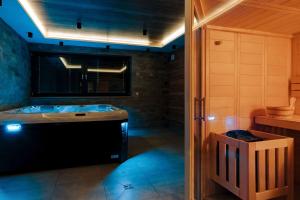 Koupelna v ubytování Villa Greystone + 37 fotografií