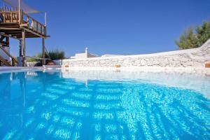 A piscina em ou perto de Apsenti couples only