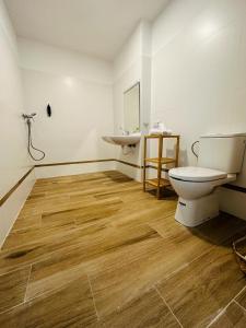 Kúpeľňa v ubytovaní HOSTEL COSTA-LUZ Béjar 28-30