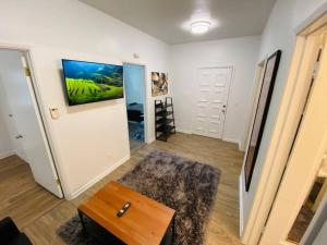 West Hollywood 1 Bedroom Getaway Suite