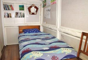 Een bed of bedden in een kamer bij Anchorage