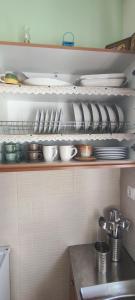 A kitchen or kitchenette at Leodi Place