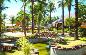 Zahrada ubytování Bakasyunan Resort and Conference Center - Zambales