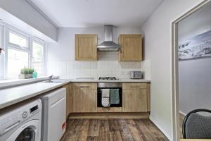Kjøkken eller kjøkkenkrok på Modern Spacious 2 Bedroom Apartment in Brentwood