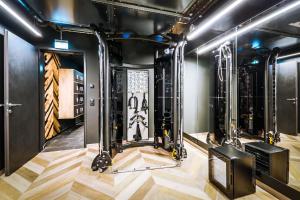 Centrum fitness w obiekcie 24 by AvenidA - Mountain Hotel