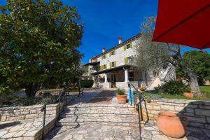 Imagen de la galería de B & B Casa Rustica Dva Baladura Rooms, en Kanfanar