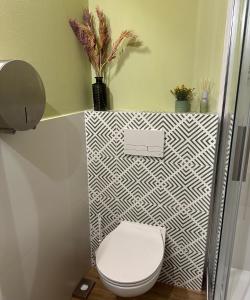 A bathroom at Apartmánik pri Zubačke