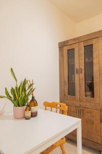 Afbeelding uit fotogalerij van Shifra Suite in Beer Sheva