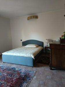 Ένα ή περισσότερα κρεβάτια σε δωμάτιο στο Serendipity