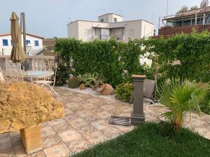 Vonkajšia záhrada v ubytovaní Villa Maresa