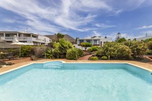 Bazén v ubytování Maretas - Apartamento rural con piscina nebo v jeho okolí