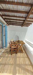 Posedenie v ubytovaní Noa Tinos