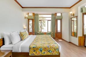 Summit Le Royale Hotel, Shimla客房内的一张或多张床位