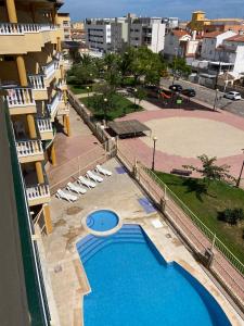 Bazén v ubytovaní Apartamentos Satse Moncofa alebo v jeho blízkosti