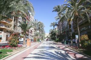 Gallery image of The Lucky Flats - Poeta Quintana in Alicante