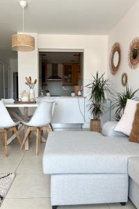 Et opholdsområde på Varanda Rosa da Baía