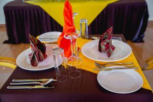 Mad på hotellet eller i nærheden