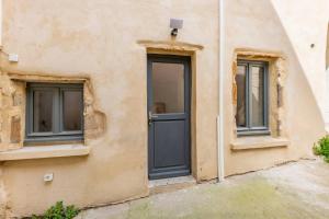 Zdjęcie z galerii obiektu Cocoon du vieux Lyon - Luxury apartment - Balneo w mieście Lyon