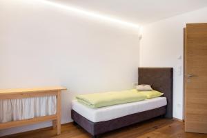 Letto o letti in una camera di Angerle Alm Apt Alpenglühen