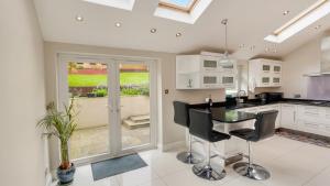 Cosy Luxurious Family Home